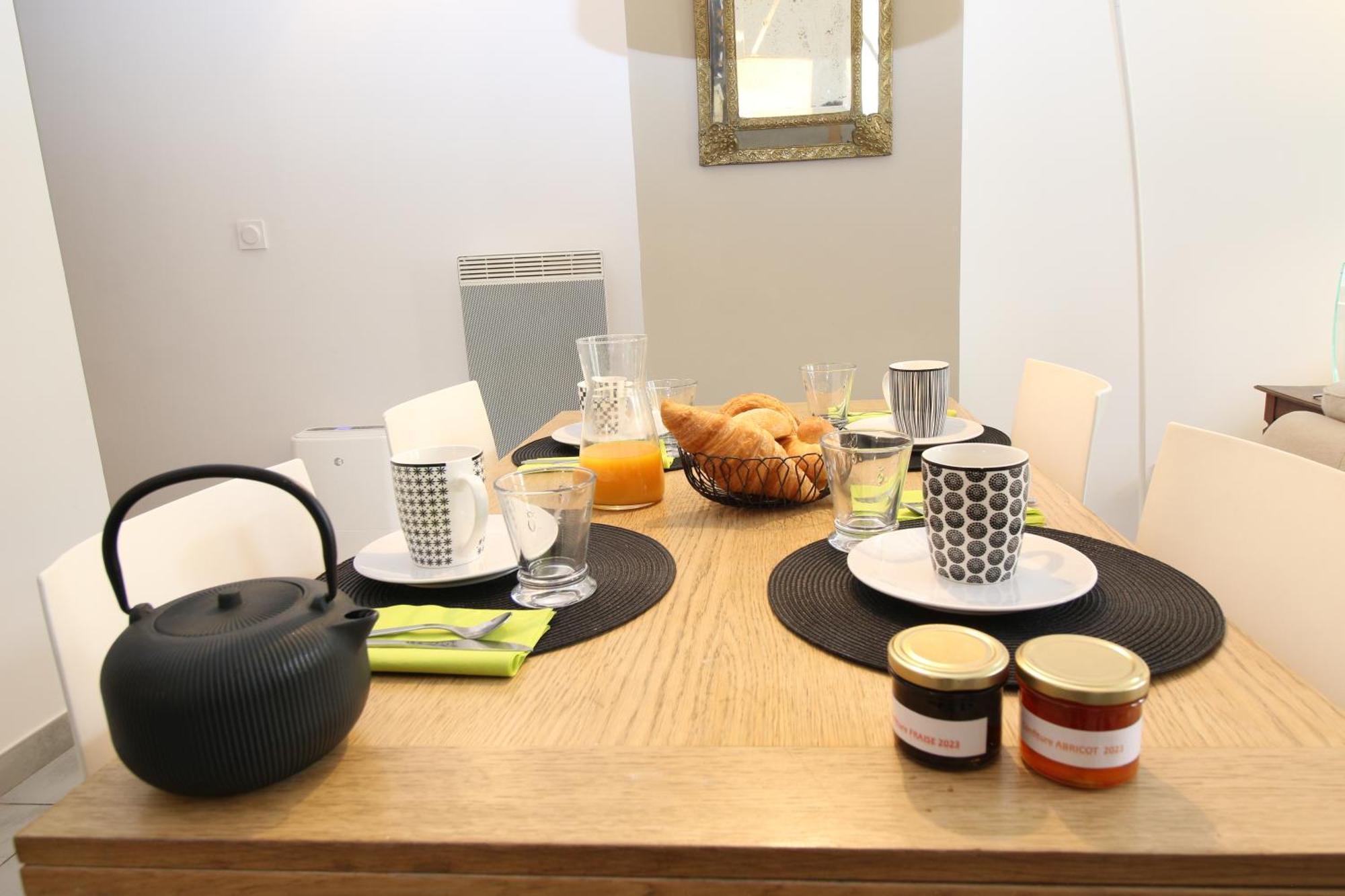 T3 Appartement Hypercentre Proche Commerce- Parking - 2 Chambres Wifi Gratuit Авиньон Екстериор снимка