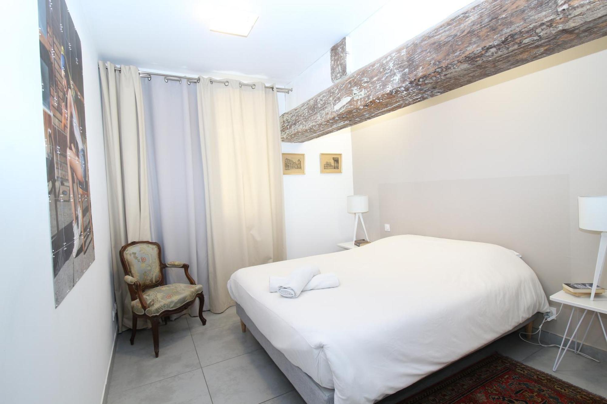 T3 Appartement Hypercentre Proche Commerce- Parking - 2 Chambres Wifi Gratuit Авиньон Екстериор снимка