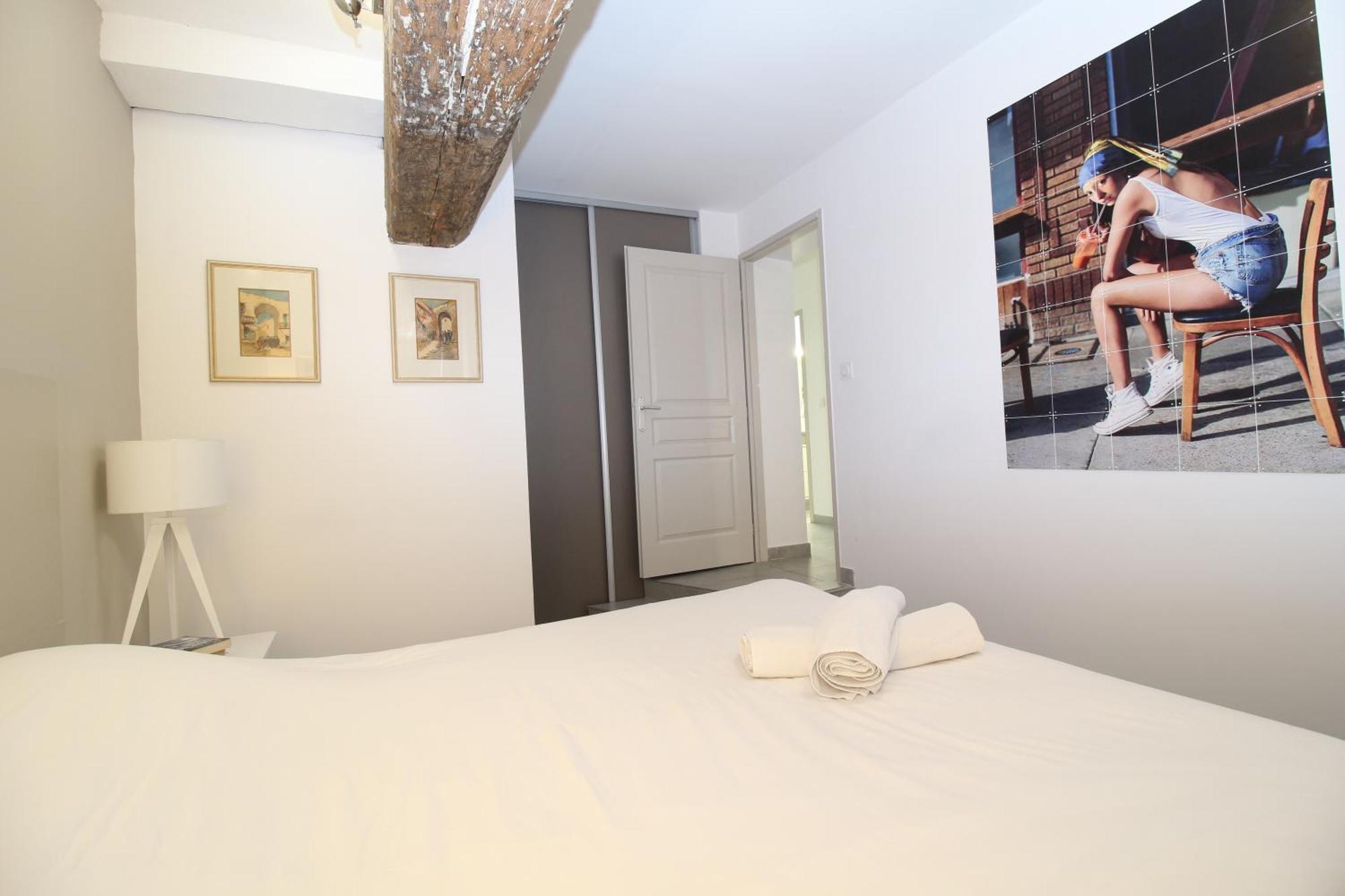 T3 Appartement Hypercentre Proche Commerce- Parking - 2 Chambres Wifi Gratuit Авиньон Екстериор снимка